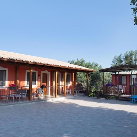 Il Vecchio Frantoio Villa Аугуста Екстериор снимка