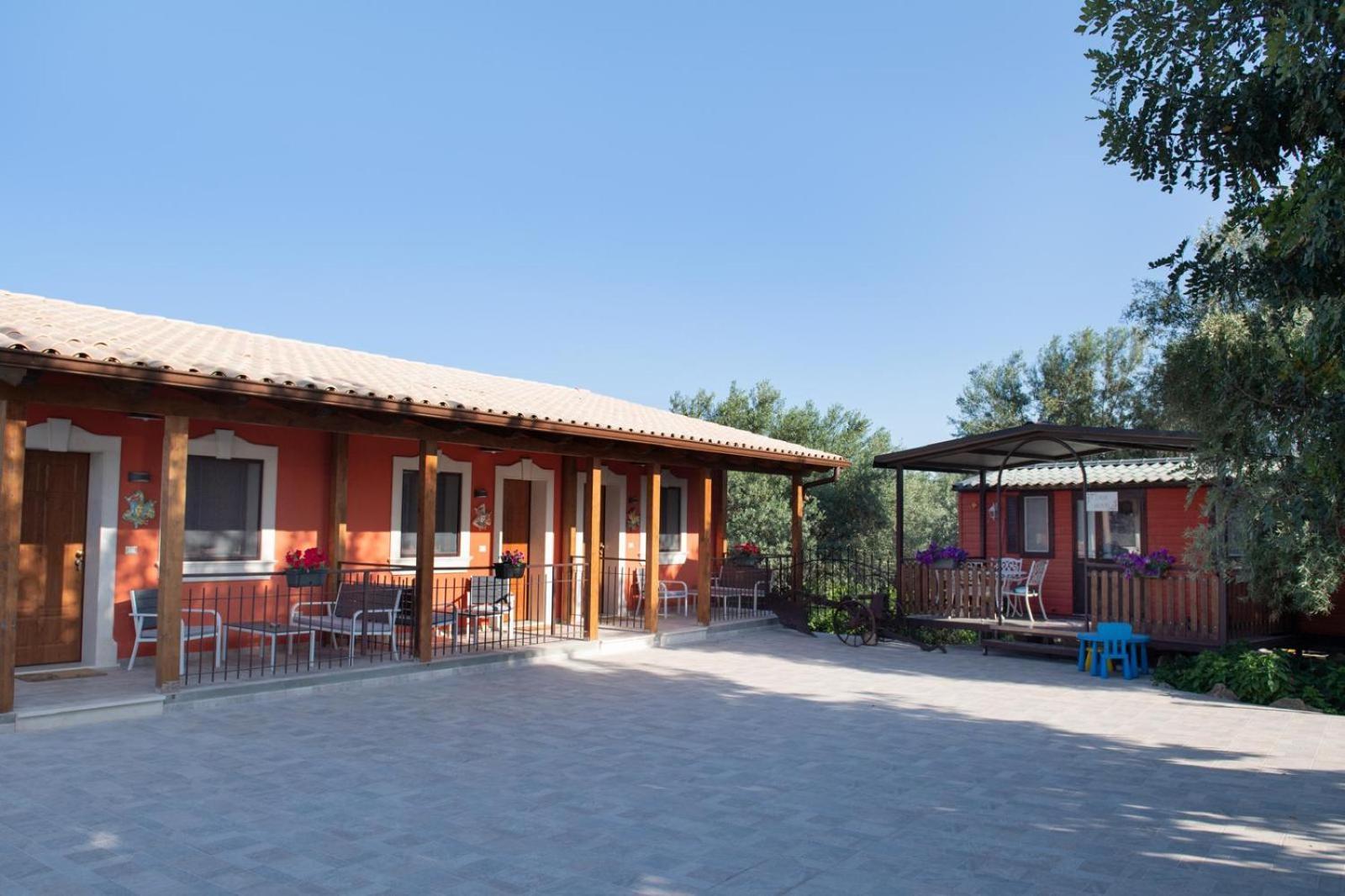 Il Vecchio Frantoio Villa Аугуста Екстериор снимка