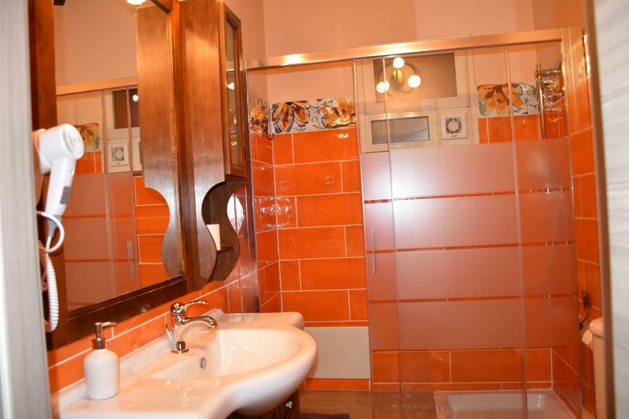 Il Vecchio Frantoio Villa Аугуста Екстериор снимка